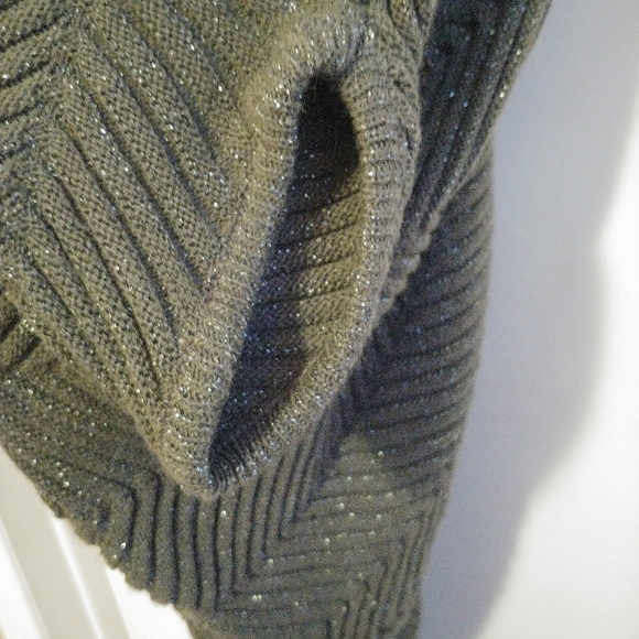 Jessica Simpson Sweater Dress - Picture 6 of 6